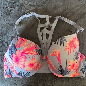 Victoria’s Secret push up bra